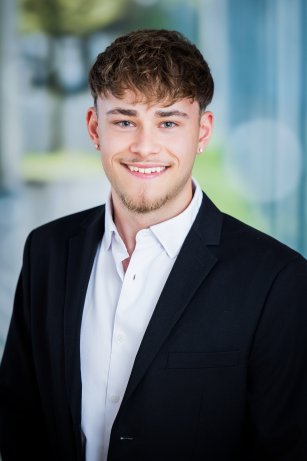 Elias Drescher Elias Drescher